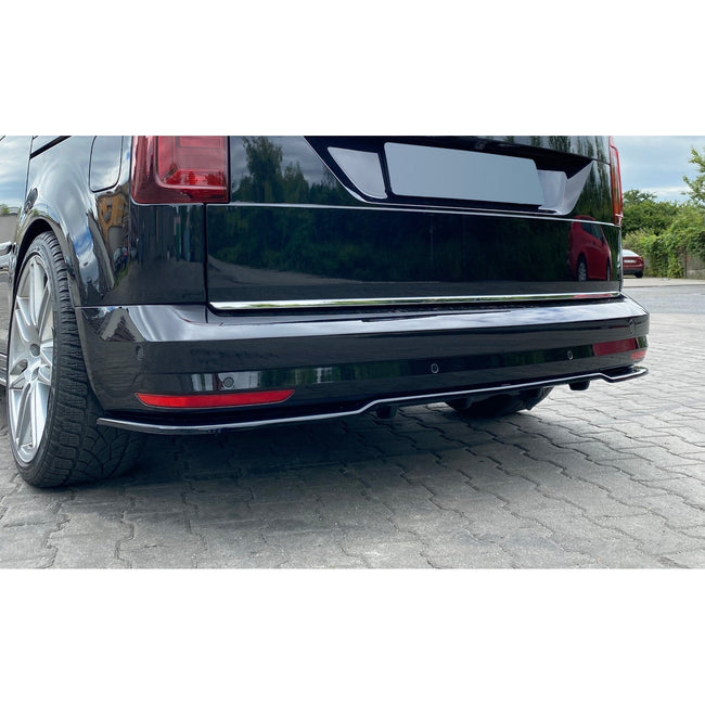 Maxton rear splitter til Volkswagen Caddy Mk. 4 – blank sort – billede 1 af 4