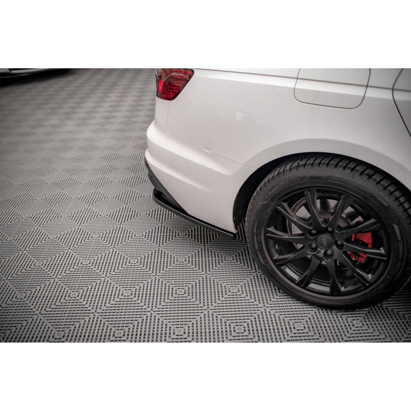 Maxton side splitters til Audi A4 B9 Facelift – blank sort – billede 2 af 5