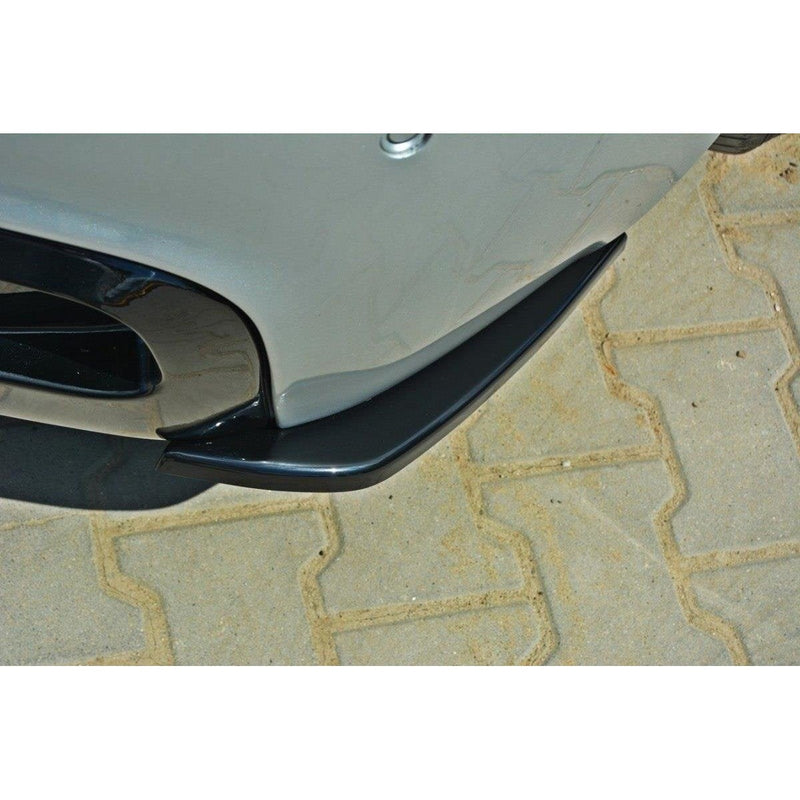 Maxton side splitters til BMW 1 E87 Standard/M-Performance – blank sort – billede 2 af 5