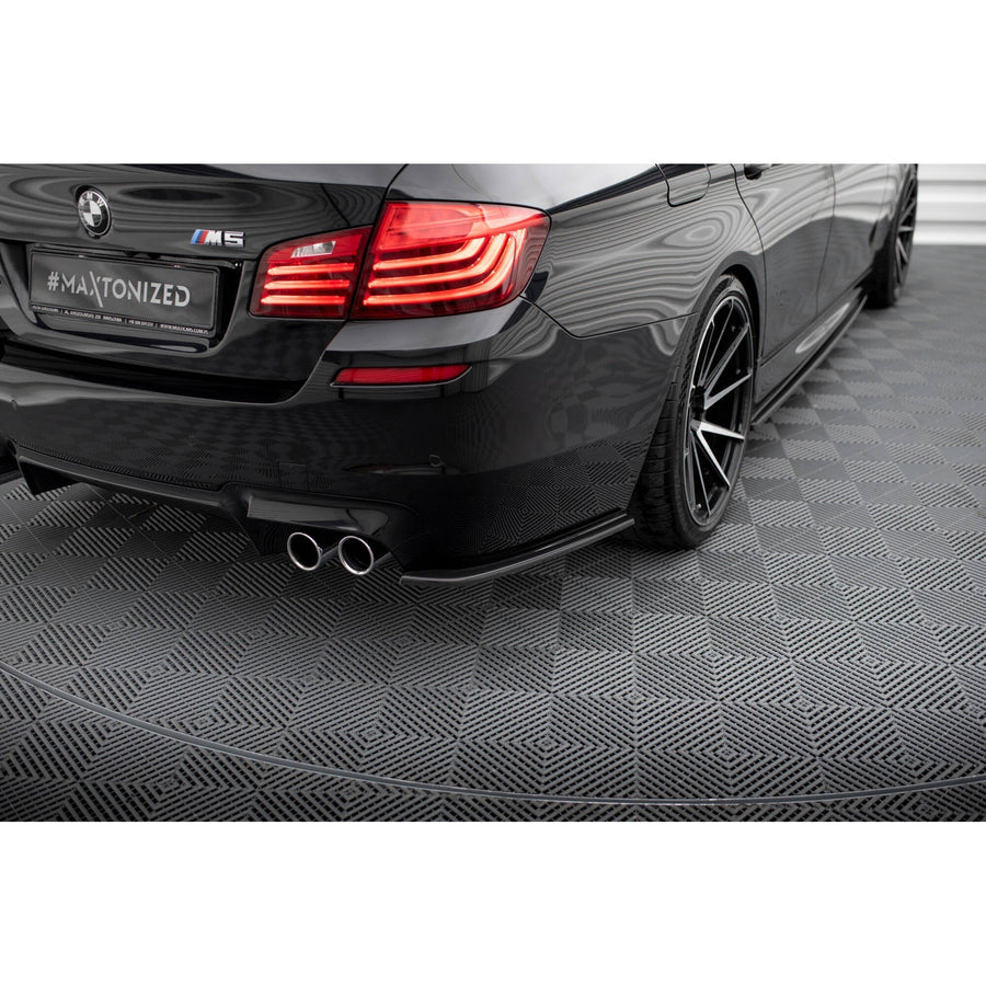 Maxton side splitters til BMW M5 F10 – blank sort – billede 1 af 5