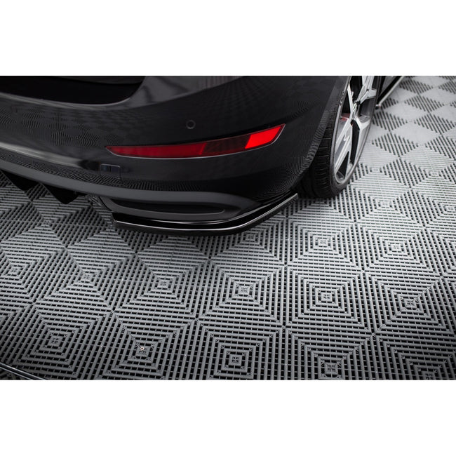 Maxton side splitters til Skoda Scala – blank sort – billede 1 af 4