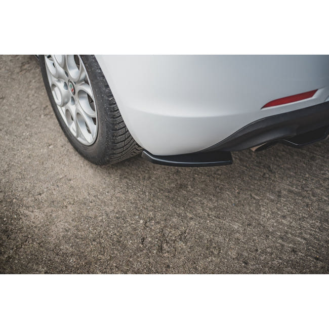 Maxton side splitters til Alfa Romeo Giulietta – blank sort – billede 2 af 6