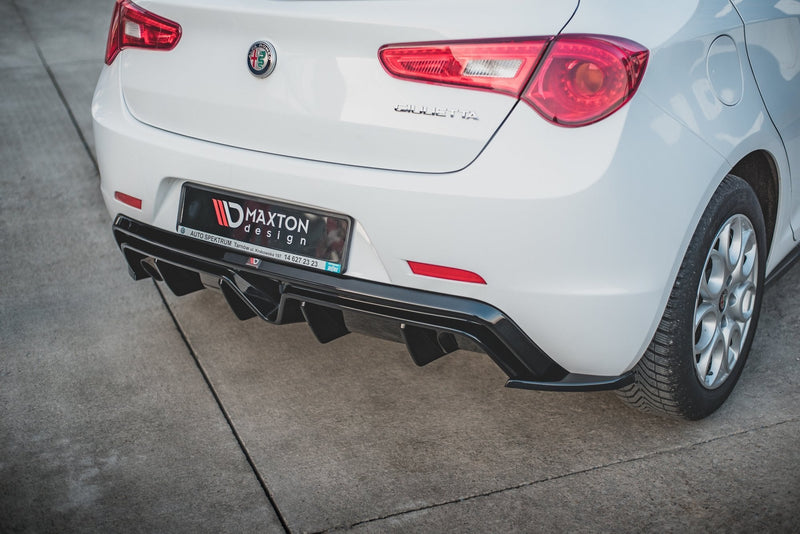 Maxton side splitters til Alfa Romeo Giulietta Facelift – blank sort – billede 3 af 6
