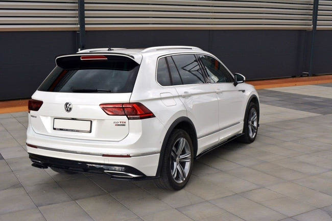 Maxton side splitters til Volkswagen Tiguan Mk2 R-Line – blank sort – billede 2 af 4