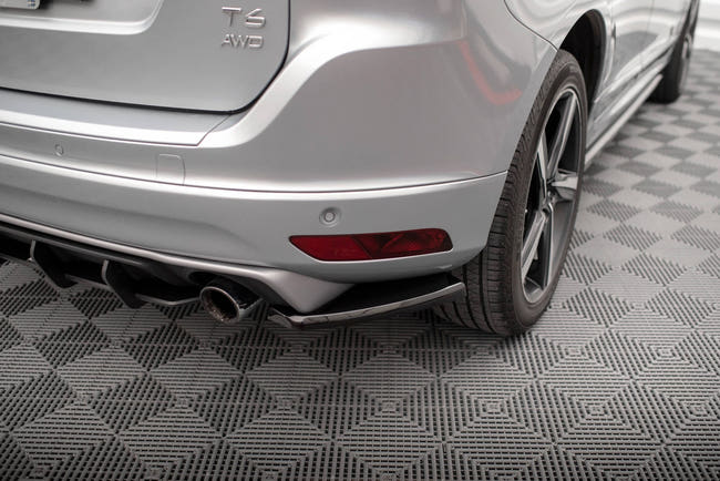 Maxton side splitters til Volvo XC60 R-Design Mk1 Facelift – blank sort – billede 1 af 5