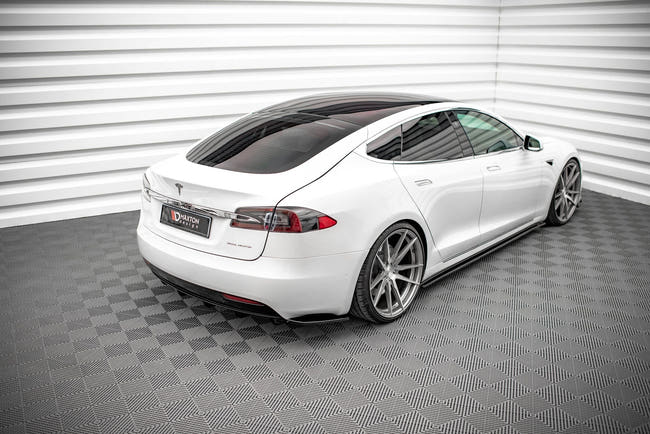 Maxton side splitters til Tesla Model S Facelift – blank sort – billede 2 af 6