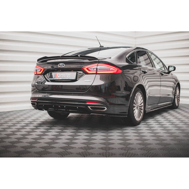 Maxton spoiler cap til Ford Mondeo Mk5 – blank sort – billede 2 af 4