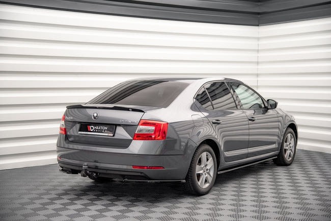 Maxton spoiler cap til Skoda Octavia Liftback Mk3 Facelift – blank sort – billede 2 af 4