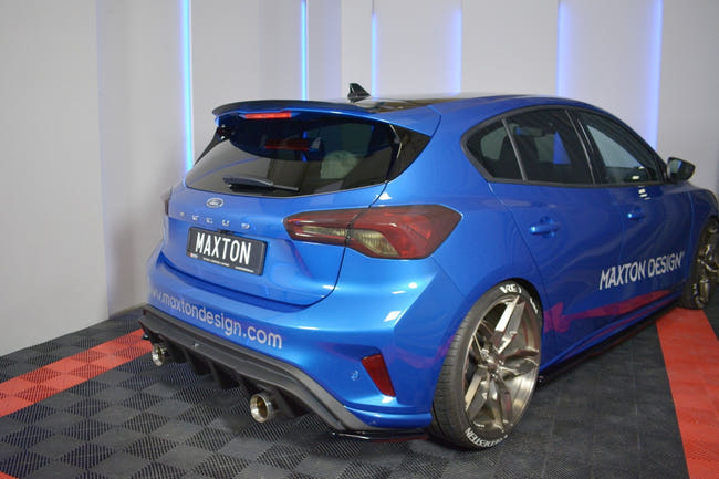 Maxton spoiler cap til Ford Focus Hatchback ST-Line Mk4 – blank sort – billede 2 af 6