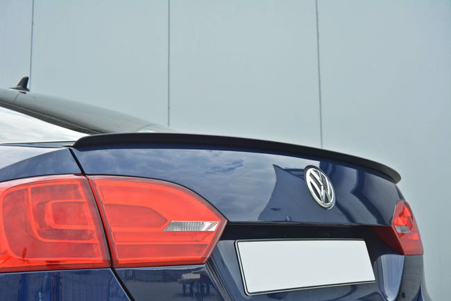 Maxton spoiler til Volkswagen Jetta Mk6 Sedan – blank sort – billede 2 af 5