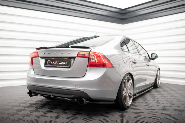Maxton spoiler cap til Volvo S60 R-Design Mk2 – blank sort – billede 2 af 5