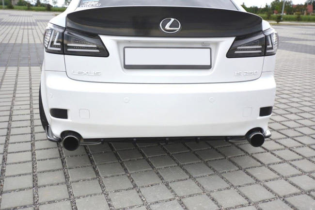 Maxton rear valance til Lexus IS Mk2 – blank sort – billede 1 af 7