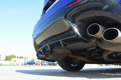 Maxton rear valance til Lexus RC F – blank sort – billede 3 af 6